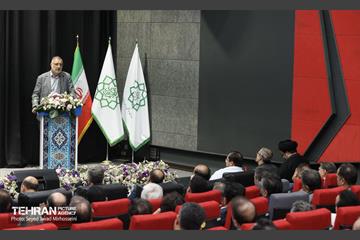 هم اندیشی صمیمانه شهردار تهران با سازندگان شهر 14