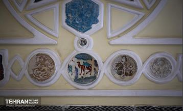 خانه مقدم 53