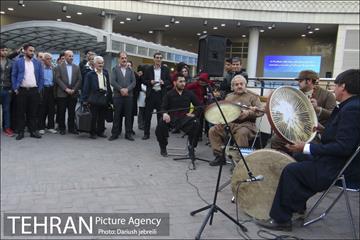 دود بدرود در ایوان انتظار 4