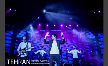 اجرای کنسرت فرزاد فرزین ویژه کودکان کار 14