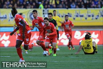 دیدار تیم‌های فوتبال پرسپولیس - سپاهان 7