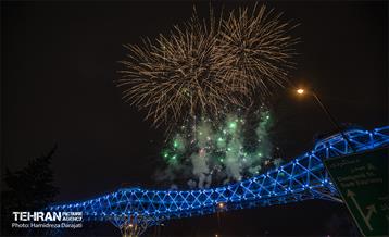 نورافشانی نوروزی در پل طبیعت  6