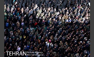 تشییع سه شهید گمنام در میدان فاطمی 22