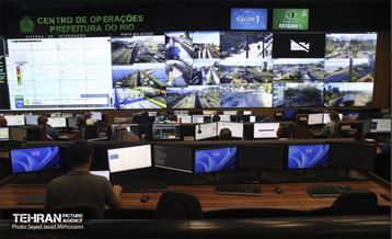 بازدید شهردار تهران از مرکز کنترل ترافیک 21