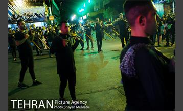 عزاداری شب پنجم ماه محرم در محله گرگان 30