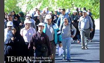 اولین دوره پیاده روی خانوادگی ایثارگران شهرداری تهران 8