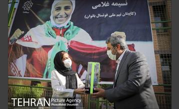 بازدید معاون هماهنگی امور مناطق از منطقه 7