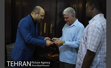 دیدار دکتر گیل آبادی با معاون بین الملل شهردار هاوانا 1