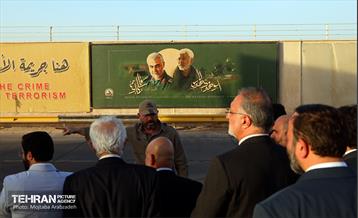 ادای احترام علیرضا زاکانی به مقام حاج قاسم سلیمانی در یادمان شهادت ۲ سردار مقاومت