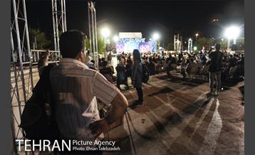 ویژه برنامه «باغ رمضان» در میدان مشاهیر 9