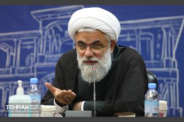 دیدار شهردار تهران با نخبگان منطقه 13