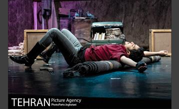 نمایش «سرایدار» 13