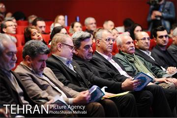 آیین "چراغ خاموشی نیست" با حضور شهردار تهران 32