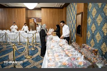 بازدید سخنگوی شهرداری تهران از محل اسکان شهروندان آسیب‌دیده در جنگ رمضان