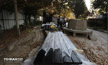 اینجا کارگاهه؛ محوطه سازی حریم تئاتر شهر 32