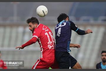 دیدار تیم های فوتبال پرسپولیس و پیکان 6