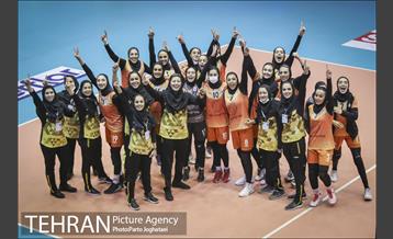 قهرمانی زود هنگام والیبال زنان سایپا تهران 9