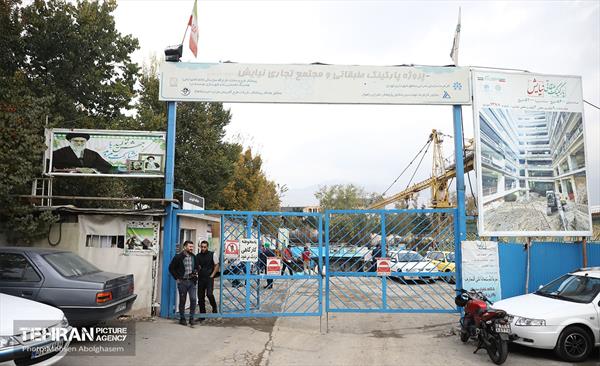 بازدید اصحاب رسانه از پارکینگ نیایش 42