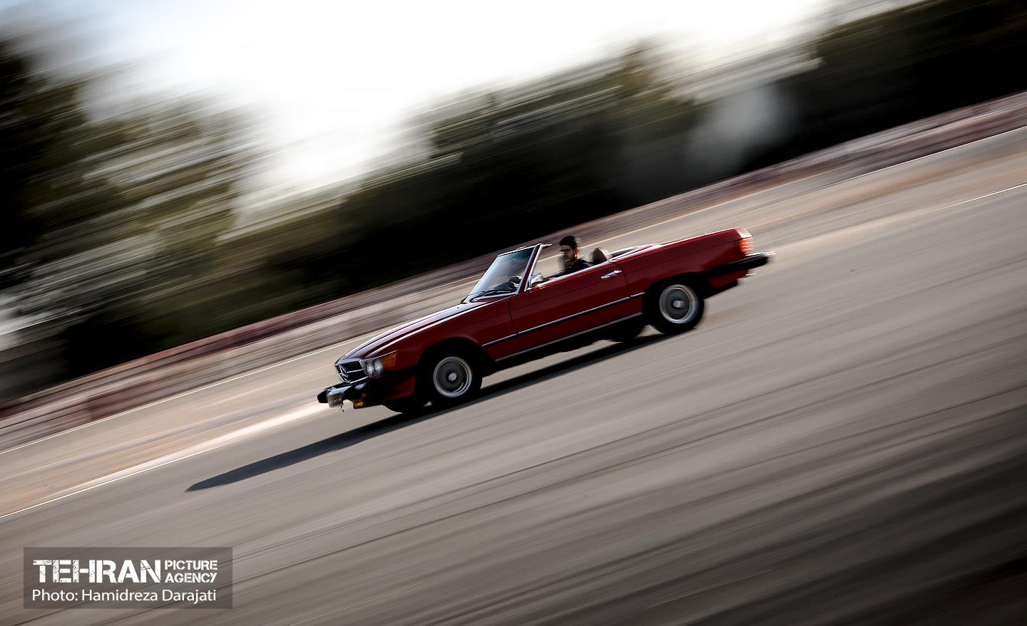 آزادی، میزبان کلوپ بنزسواران 14