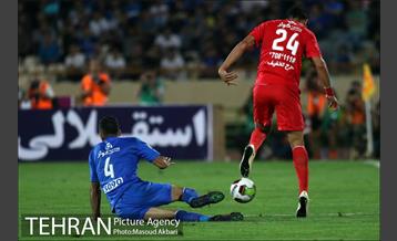 دیدار استقلال تهران وتراکتور سازی تبریز در لیگ برتر فوتبال 5