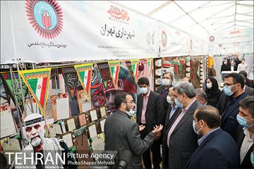 بازدید شهردار تهران از نمایشگاه دفاع مقدس 17