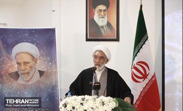 همایش ملی بزرگداشت حاج آقا مجتبی تهرانی(ره) 10