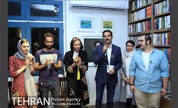 یادمان جشن یک سالگی کتاب فروشی نشرهنوز 13