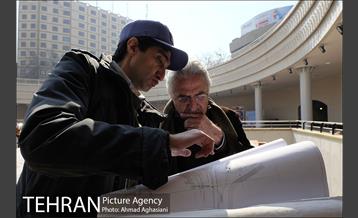 بازدید هنرمندان از بروژه بلازای ولیعصر 19