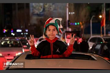 شادی یک صعود 25