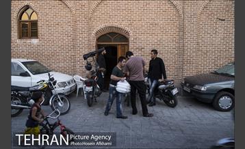 لقمه های مهربانی در محله امام زاده یحیی 18