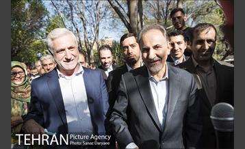 بازدید شهردار تهران از نوروزگاه بلوار کشاورز 10