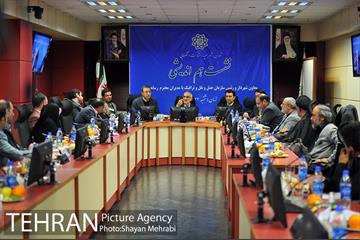 نشست هم اندیشی رئیس سازمان حمل و نقل و ترافیک با مدیران رسانه ها 32