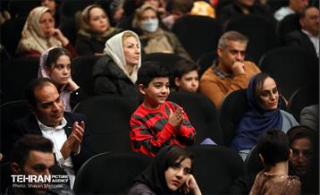 آیین تجلیل از همکاران نمونه شرکت خودرو سرویس شهر 17