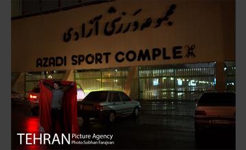 هواداران شب قبل از شهرآورد ۸۴ 12