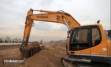 اینجا کارگاهه؛ بزرگراه شهید شوشتری 18