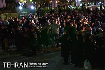 شور شیدایی در میدانگاه شهدای هفتم تیر 35