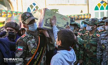 مراسم تشییع پیکر دو شهید گمنام دفاع مقدس در منطقه 11