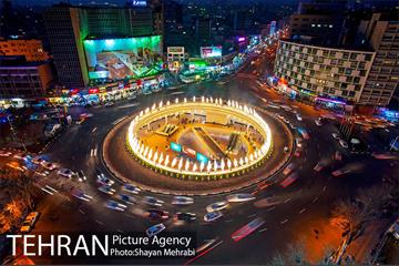 افتتاح "ایوان انتظار" با حضور شهردار تهران 52