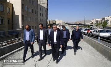 بازدید معاون فنی و عمرانی از پروژه‌های عمرانی منطقه ۵ 22