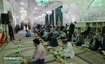 آئین غبار روبی ضریح مطهر امامزاده صالح(ع)  1