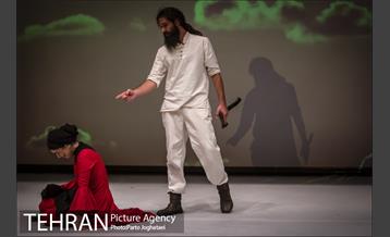 نمایش «شب/خارجی/یرما» 22