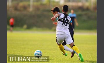 دیدار دوستانه نفت تهران - پاراگ