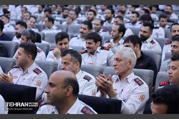 نشست مدیرعامل سازمان آتش‌نشانی تهران با کارکنان 6
