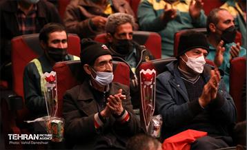 ویژه برنامه تجلیل از کارگران نمونه 16