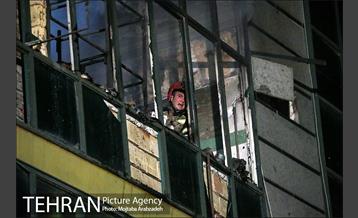 آتش‌سوزی ساختمان چهار طبقه در خیابان فخر رازی 4