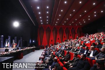 نشست  شهردار تهران با رهبران دینی،چهره های برجسته و شهروندان مسیحی آشوری و ارمنی 24