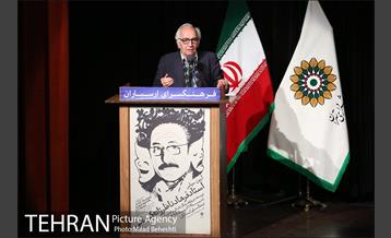 آئین سپاس استاد فرهاد ناظرزاده کرمانی‎ 8