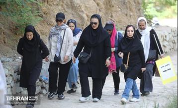 همایش پیاده روی خانوادگی در رود دره فرحزاد 54