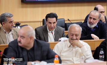 نشست هم‌اندیشی هیئت رئیسه اتاق اصناف تهران، روسای اتحادیه‌های صنفی تهران و هیئت امناء بازار تهران با شهردار تهران 29