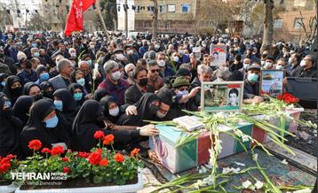 تشییع پیکر شهید حسین فغانی 5